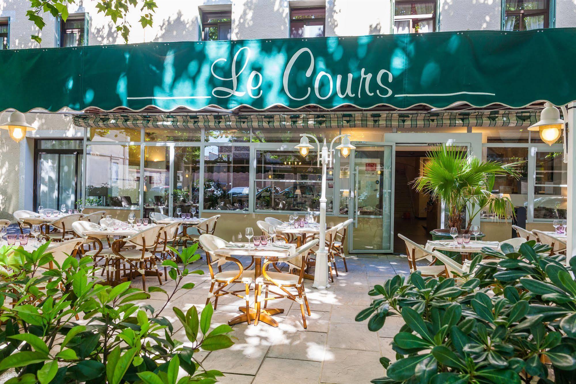 Logis Hotel Restaurant Le Cours 생 질 외부 사진